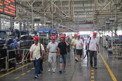 福田諸城汽車廠開啟第二批瑞沃體驗之旅，深化技術交流共謀發展